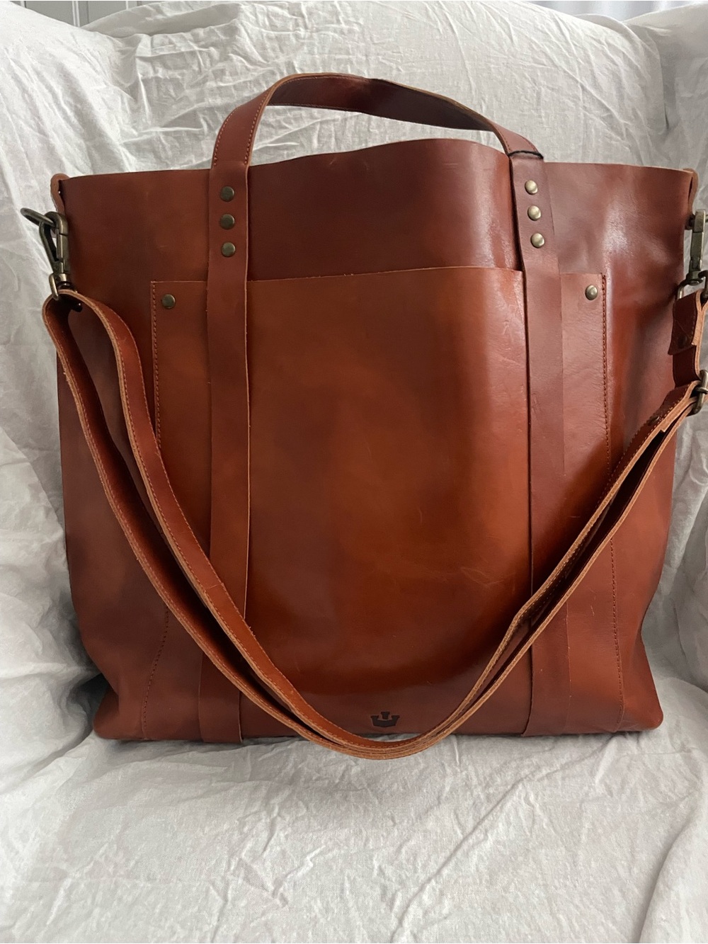 Rare find* Whiskey brown "Take me Away Tote"